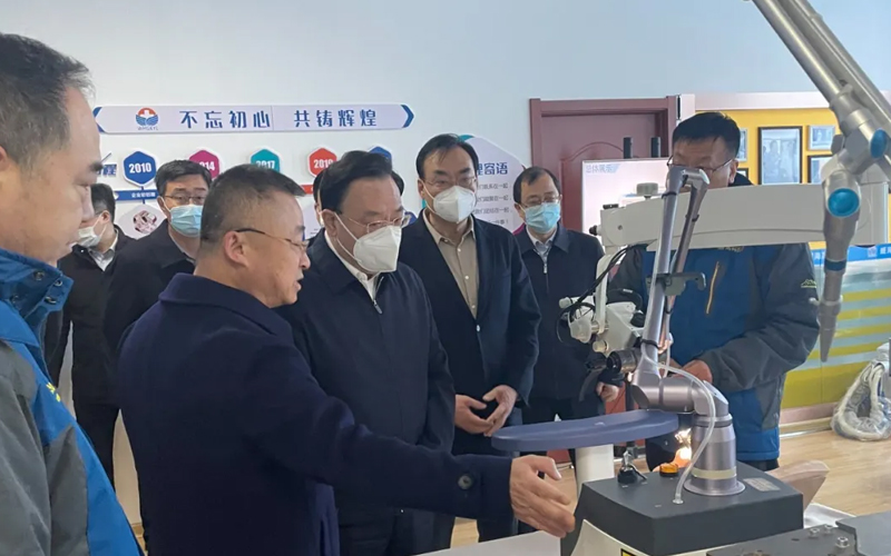 威海市市委书记闫剑波莅临威海高科医疗公司