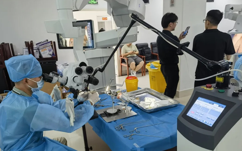 第十六届咽喉显微内镜诊疗技术培训